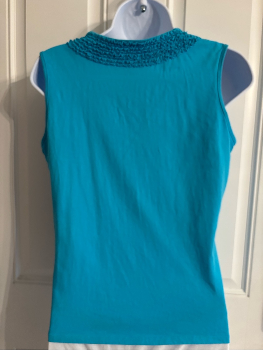 Talbots Turquoise V-Neck Ruffled Front Tank - Picture 2 of 4